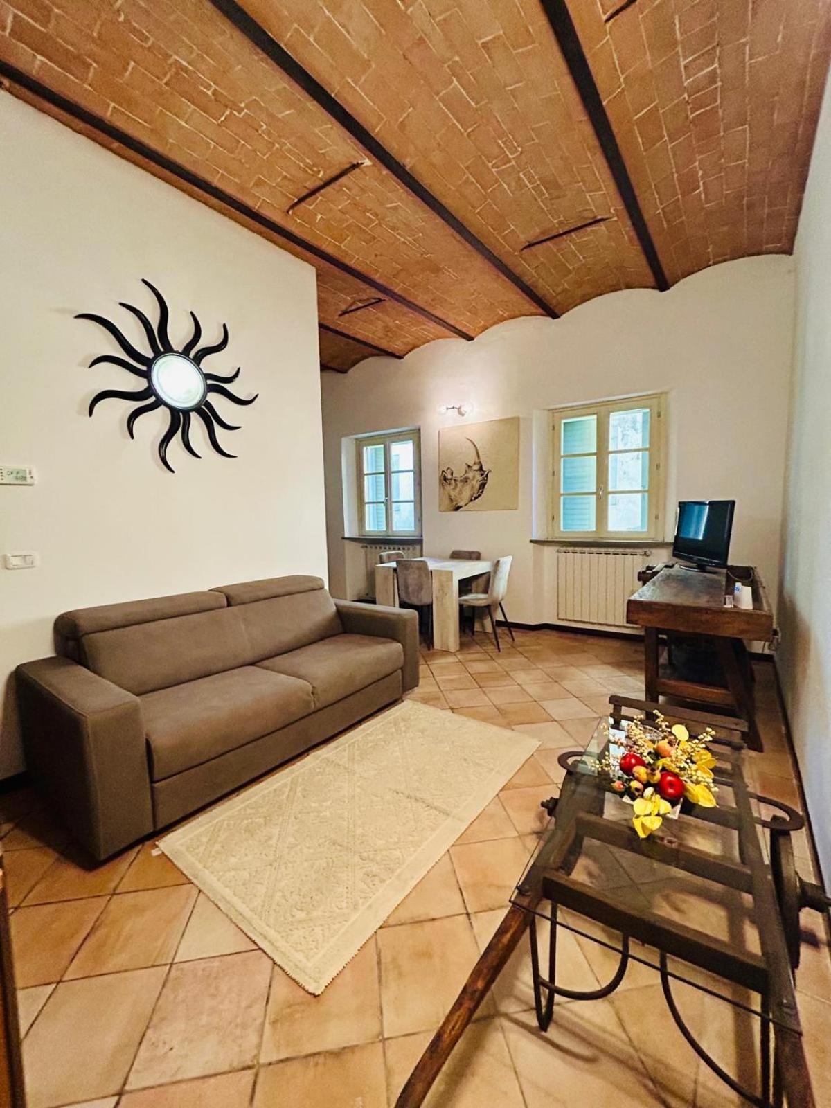 Elisia Apartment Terricciola Ngoại thất bức ảnh